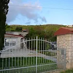 Πανσιόν Dida Moj Šmrika