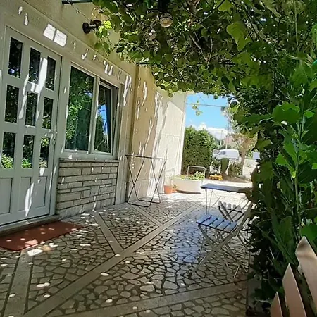 Dida Moj Maison d'hôtes Šmrika